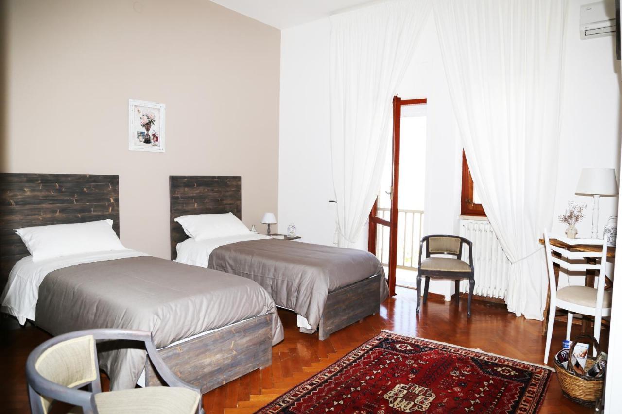 Viro House Bed & Breakfast Squinzano Exterior photo
